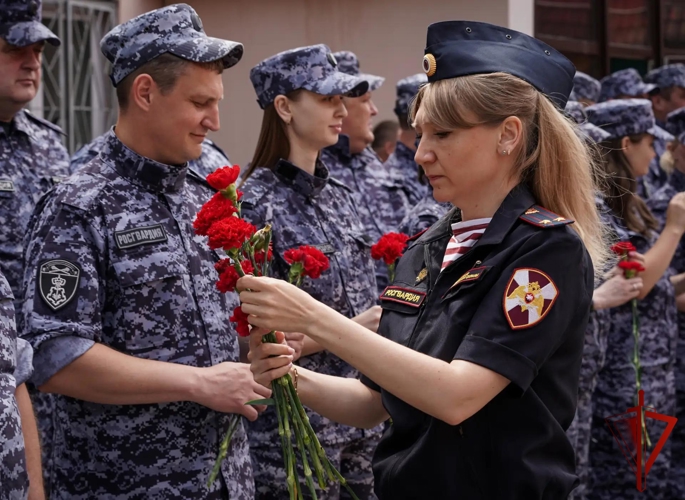 В Москве открыли мемориал в память о погибших росгвардейцах