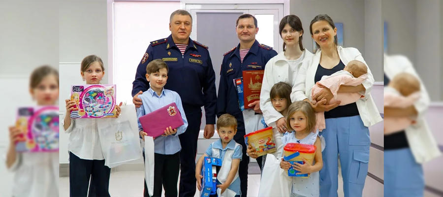 В Международный день защиты детей начальник Главного управления Росгвардии по городу Москве поздравил самую многодетную семью главка (видео)