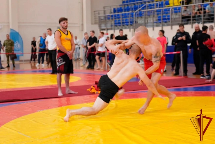 В столичном главке Росгвардии прошел чемпионат по комплексному единоборству (видео)