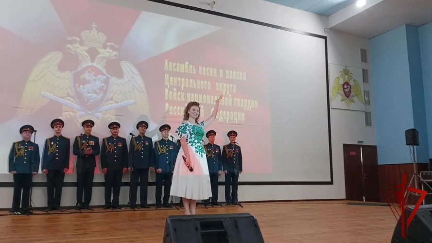 В Центре профессиональной подготовки столичных росгвардейцев прошло торжественной мероприятие, посвящённое 32-летию