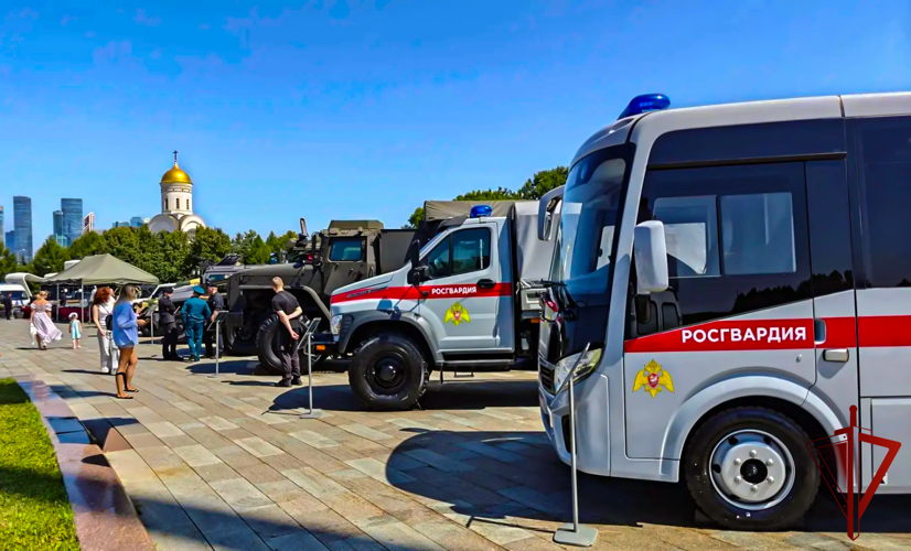 Столичные росгвардейцы приняли участие в культурно-просветительском мероприятии на Поклонной горе (Видео)