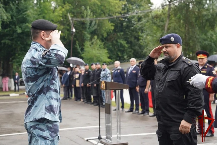 ОМОН «Меч» столичного главка Росгвардии отметил 35-летие со дня образования