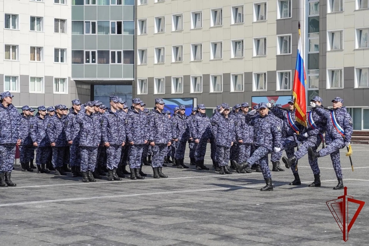 Центр профессиональной подготовки сотрудников вневедомственной охраны столичного главка Росгвардии отмечает своё 32-летие (видео)