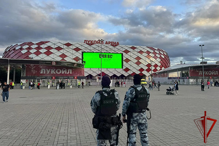 Московские росгвардейцы обеспечили безопасность проведения футбольного матча Кубка России