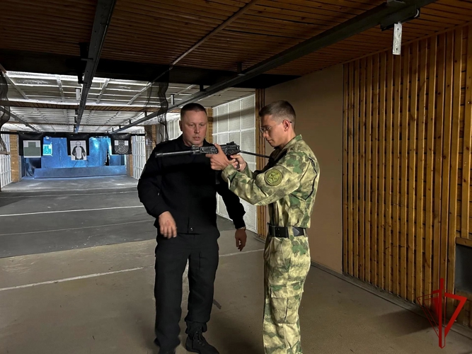 В Центре профессиональной подготовки имени С. Х. Зайцева состоялся День открытых дверей для курсантов подшефного колледжа приуроченный к юбилею столичного главка Росгвардии