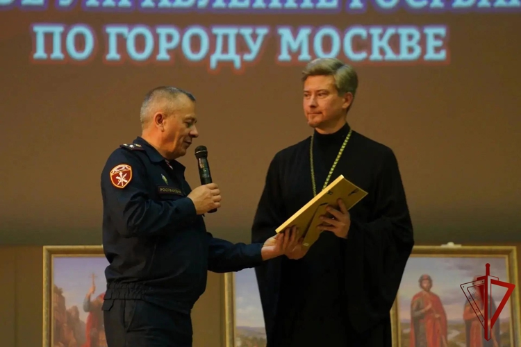 В столичном главке Росгвардии открылась экспозиция проекта «Духовные покровители армии:от святого воинства - к Суворову» (видео)