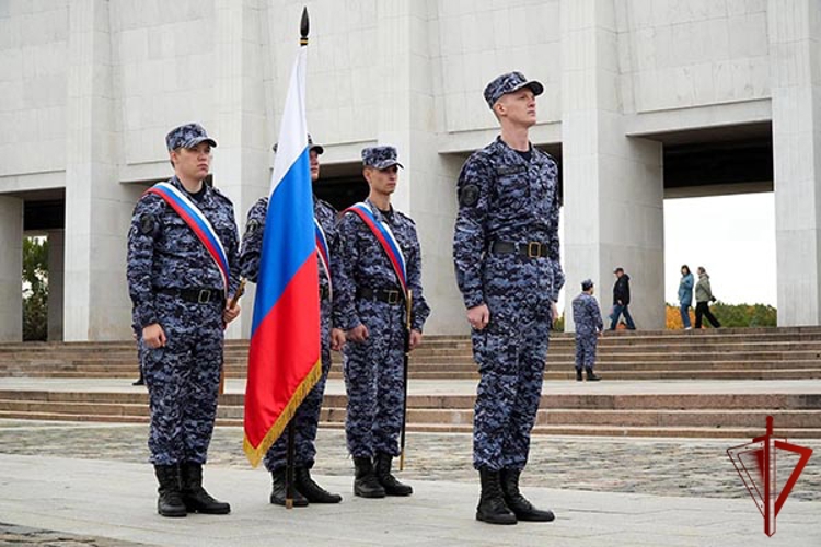 Выпуск слушателей Центра профессиональной подготовки им. Героя Советского Союза С. Х. Зайцева прошёл на Поклонной горе (видео)