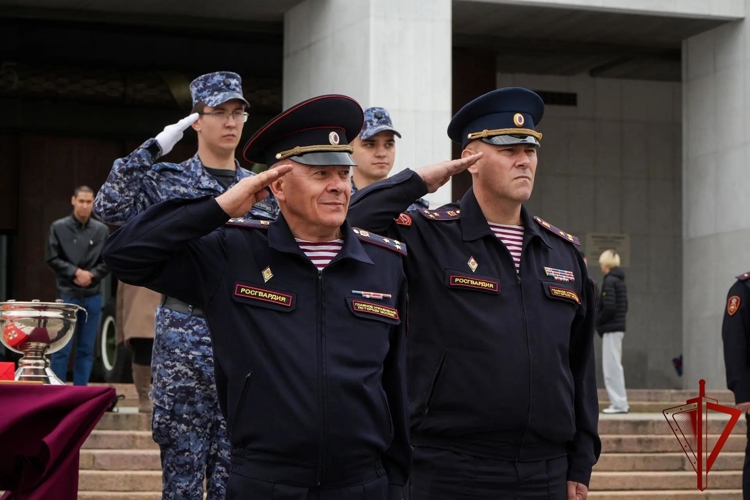 Выпуск слушателей Центра профессиональной подготовки им. Героя Советского Союза С. Х. Зайцева прошёл на Поклонной горе (видео)