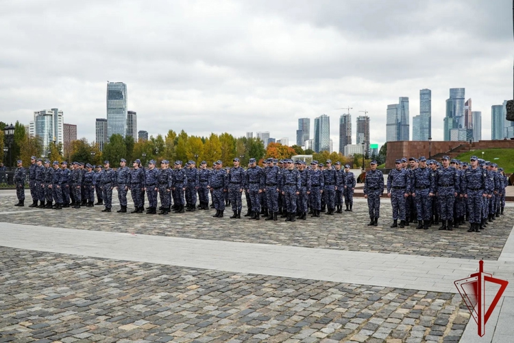 Выпуск слушателей Центра профессиональной подготовки им. Героя Советского Союза С. Х. Зайцева прошёл на Поклонной горе (видео)