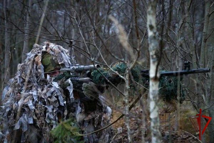 В столичном главке Росгвардии прошли занятия по снайперской подготовке
