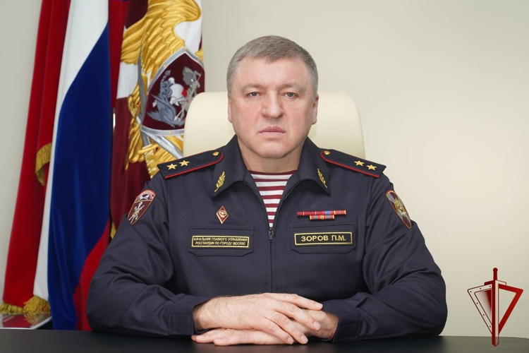 Начальник Главного управления Росгвардии по г. Москве генерал-майор полиции Пётр Зоров обратился к сотрудникам и ветеранам ОМОН "Авангард" 